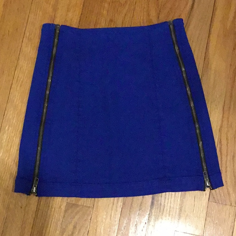CARMAR Skirt